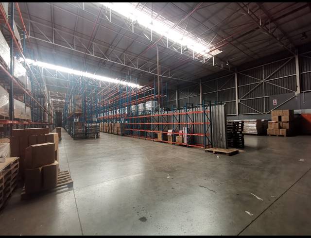 10,786M² FACTORY TO LET IN JET PARK